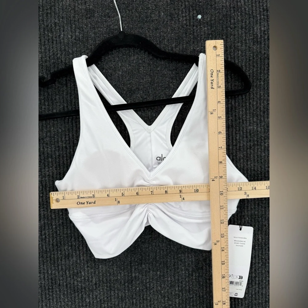ALO Yoga nwt alo